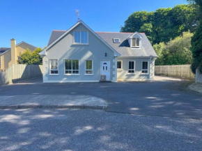 The Bungalow 5 Bedrooms